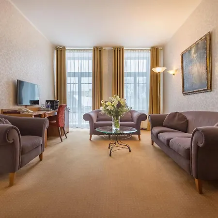 Szálloda Artis Centrum 4*