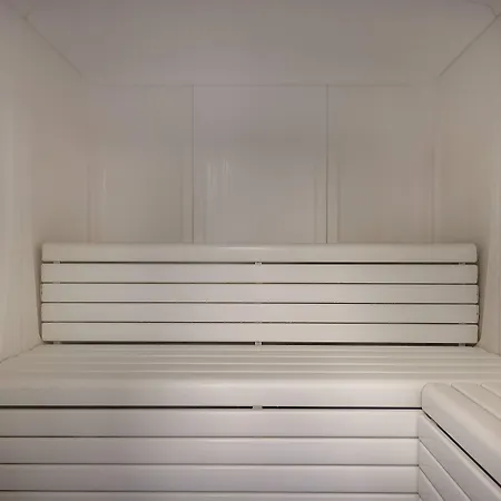 Artis Centrum Otel 4*