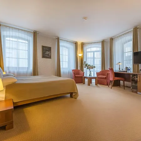 艺术中心酒店 酒店