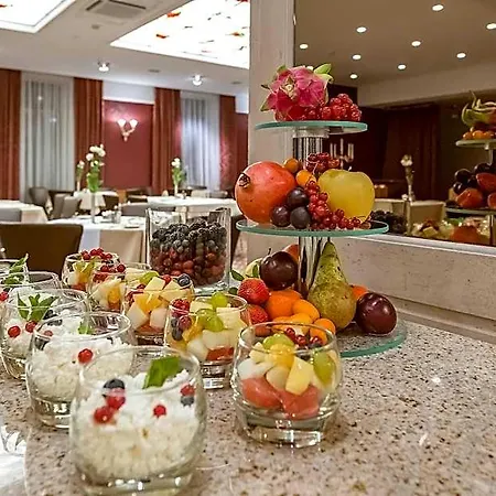 Artis Centrum Hotel 4*