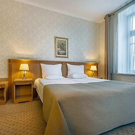 Artis Centrum Hotel 4*
