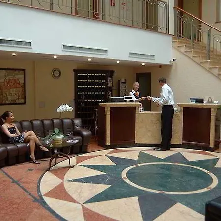 Artis Centrum Hotel