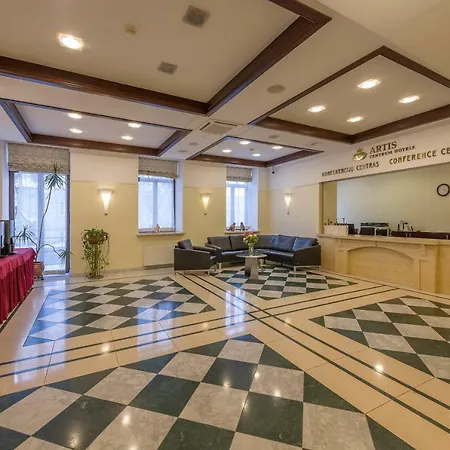 Artis Centrum Szálloda 4*