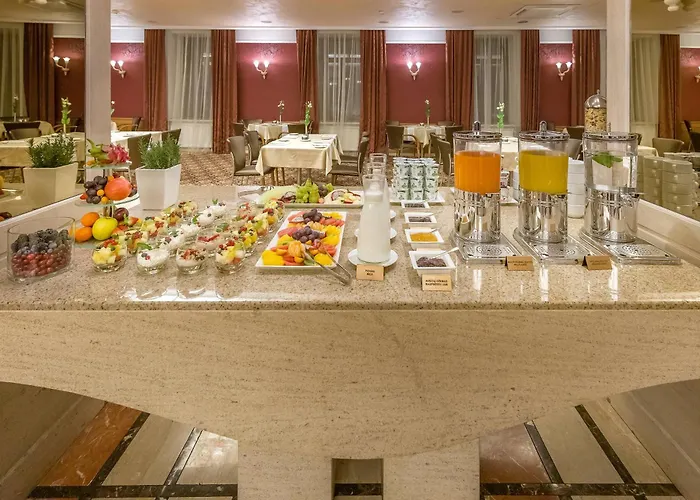 Artis Centrum Otel 4*