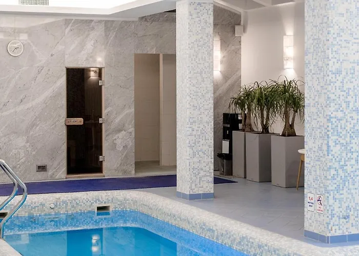 Otel Artis Centrum 4*