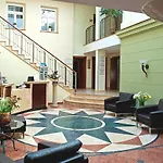 Artis Centrum 4*