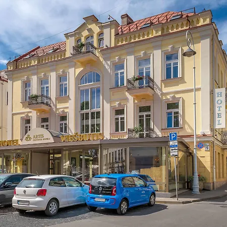 Hotel Artis Centrum 4*