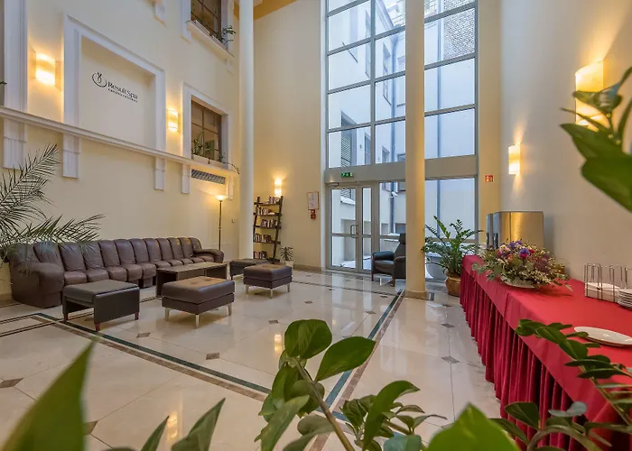 아르티스 센트럼 4*