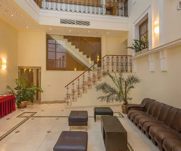 Готель Artis Centrum 4*